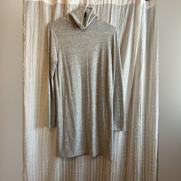 Zara sweater dress - Picture 2 of 4
